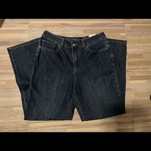 NWT Christopher & Banks sz 8S Jeans